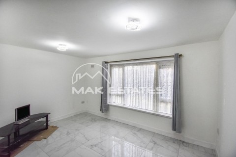 View Full Details for Flat 1 , 2a Aubrey Road, Birmingham